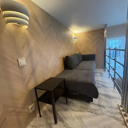 Cat Garden Premium Lejlighed *