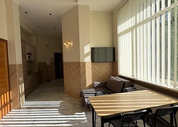 Apartament Cat Garden Premium *