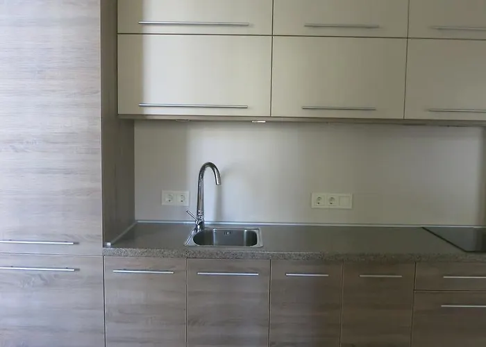 Apartament Cat Garden Premium *