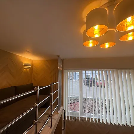 Διαμέρισμα Cat Garden Premium *